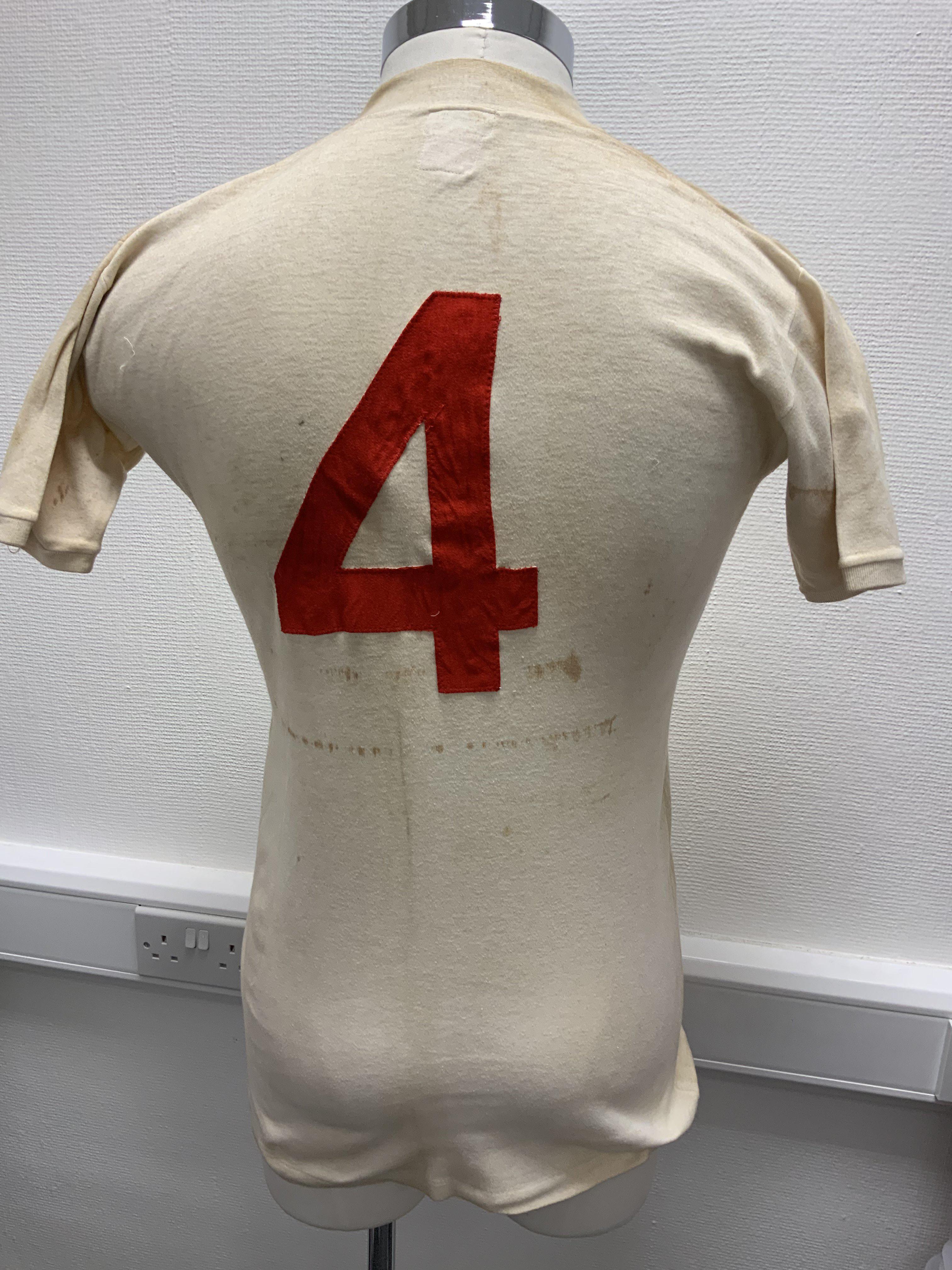 1950s Maurice Setters England Youth Match Worn Football Shirt: White short sleeve with 3 Lions - Image 2 of 3