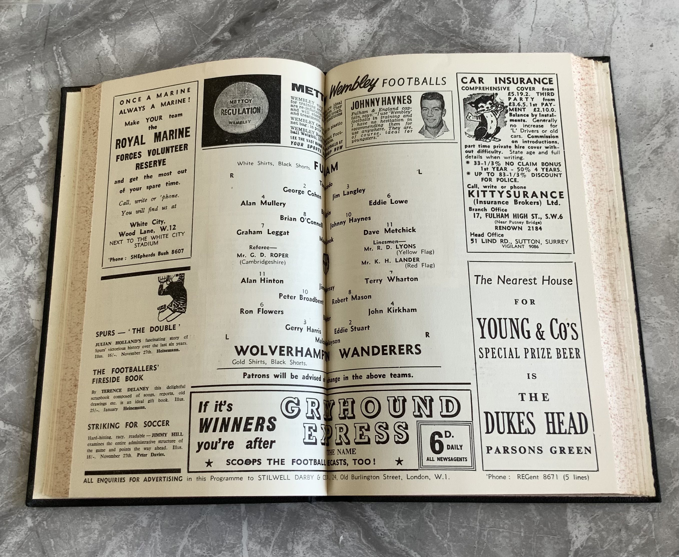 61/62 Fulham Bound Volume Of Football Programmes: 1st team without covers, in excellent condition. - Image 2 of 2