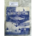 38/39 Huddersfield Town v Leicester City Football Programme: Good with no team changes. Bit of light