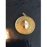 1961 Manchester United v Torino Participation Medal + Pennant: Medal and small pennant given to