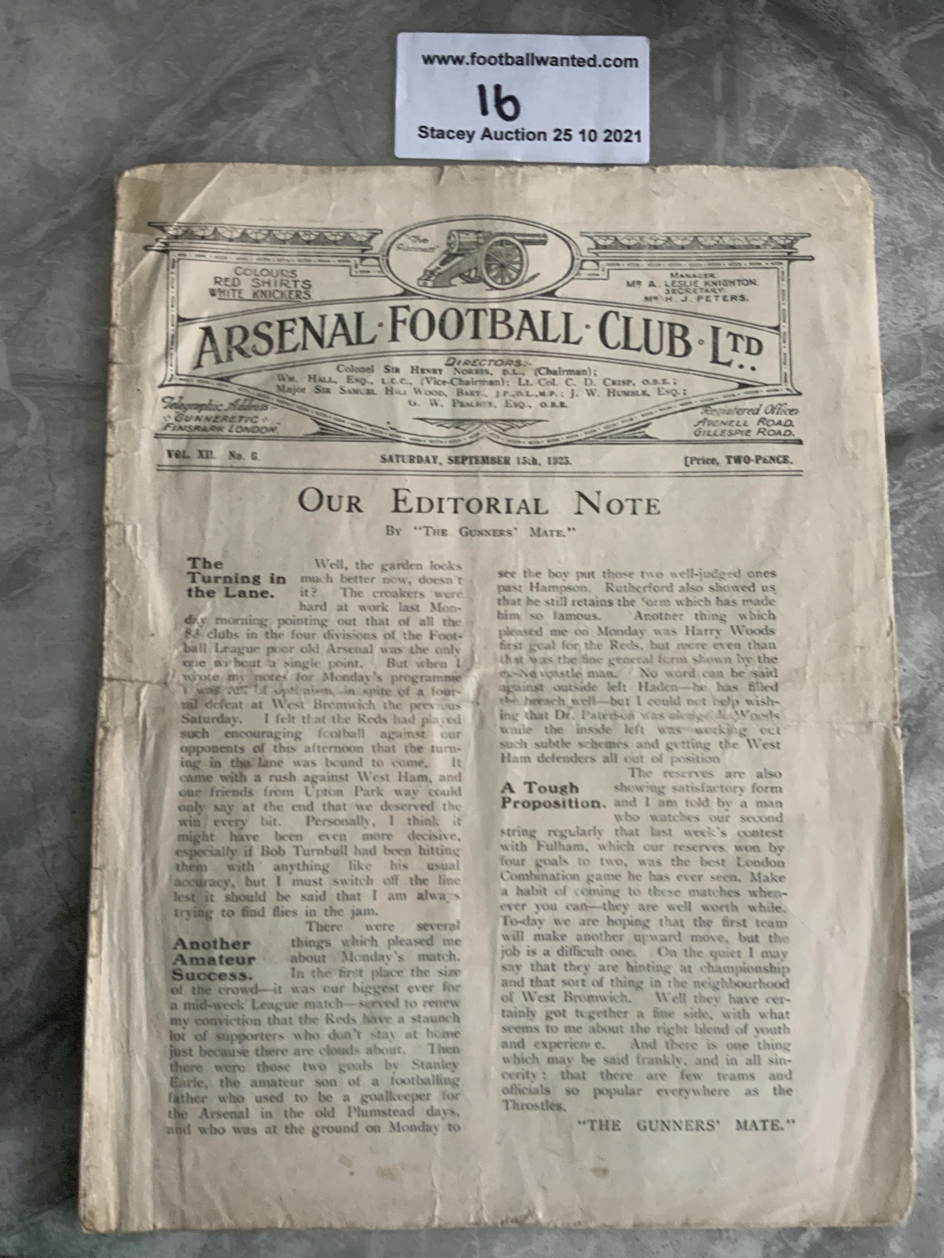 1923/24 Arsenal v West Brom Football Programme: Ex bound 4 page sheet with no writing. Fold, wear