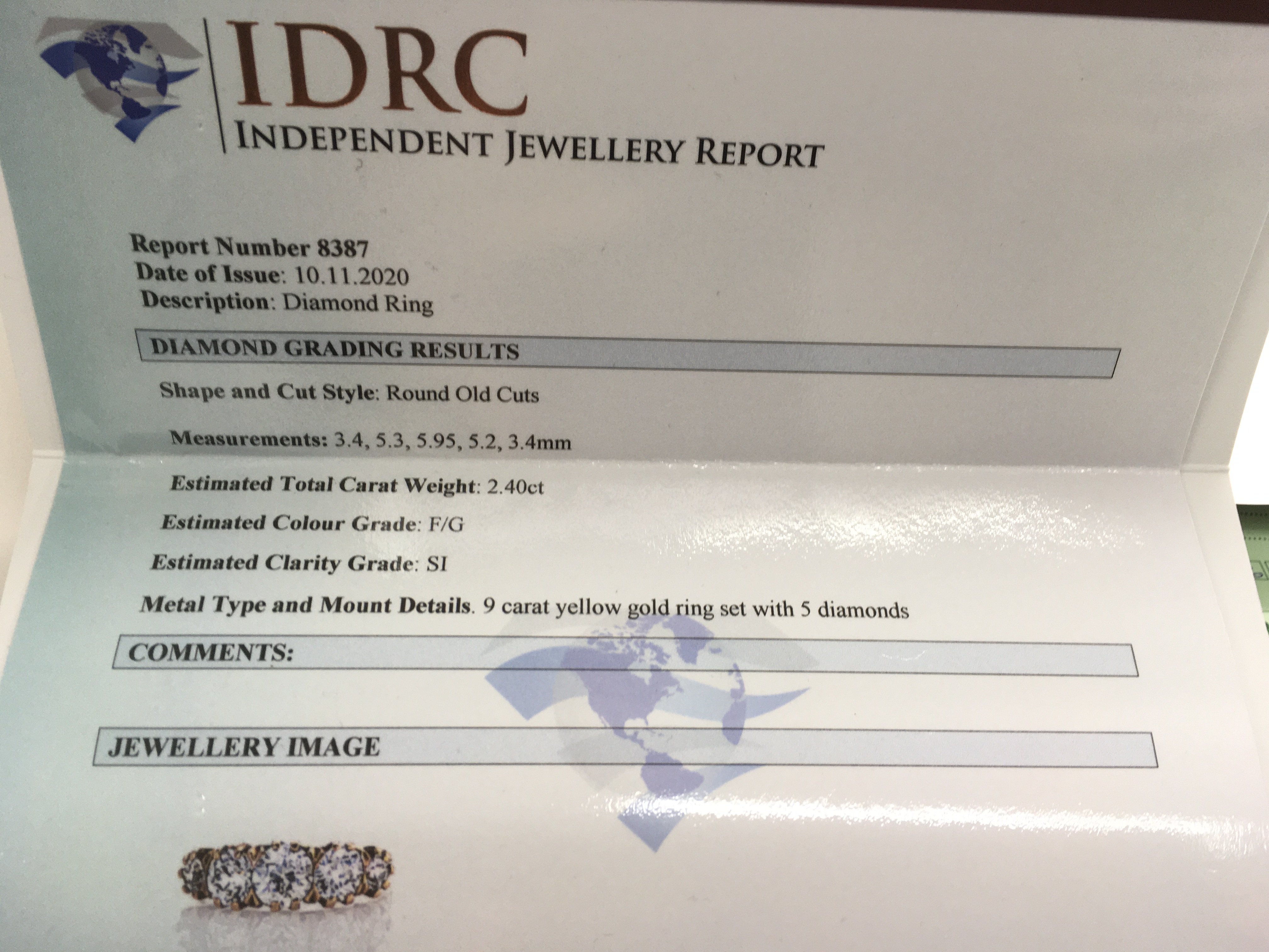 A certificated 9ct gold ring set with five diamond - Image 2 of 2