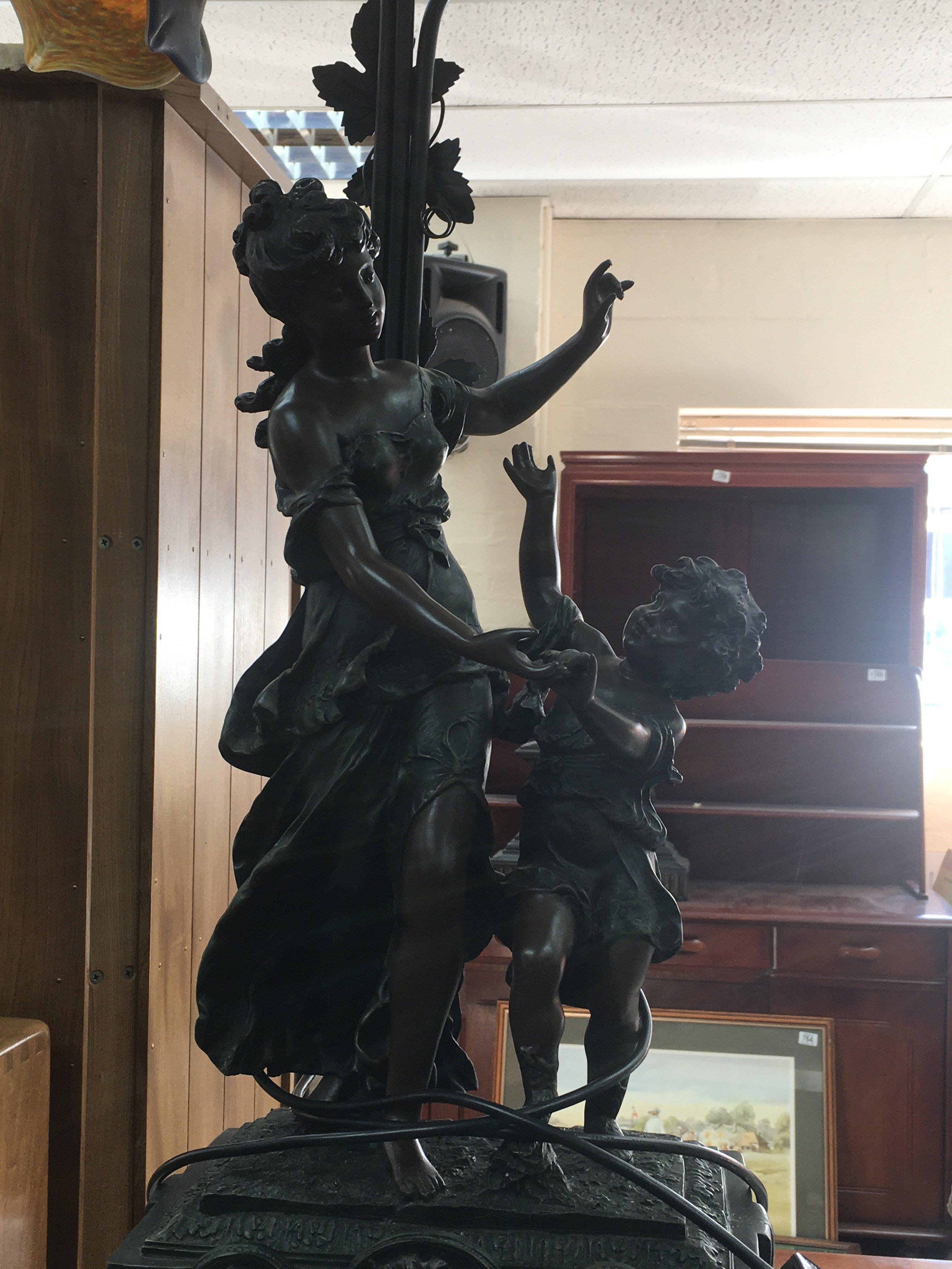 A classical style lamp Of two figures on base with - Image 2 of 5