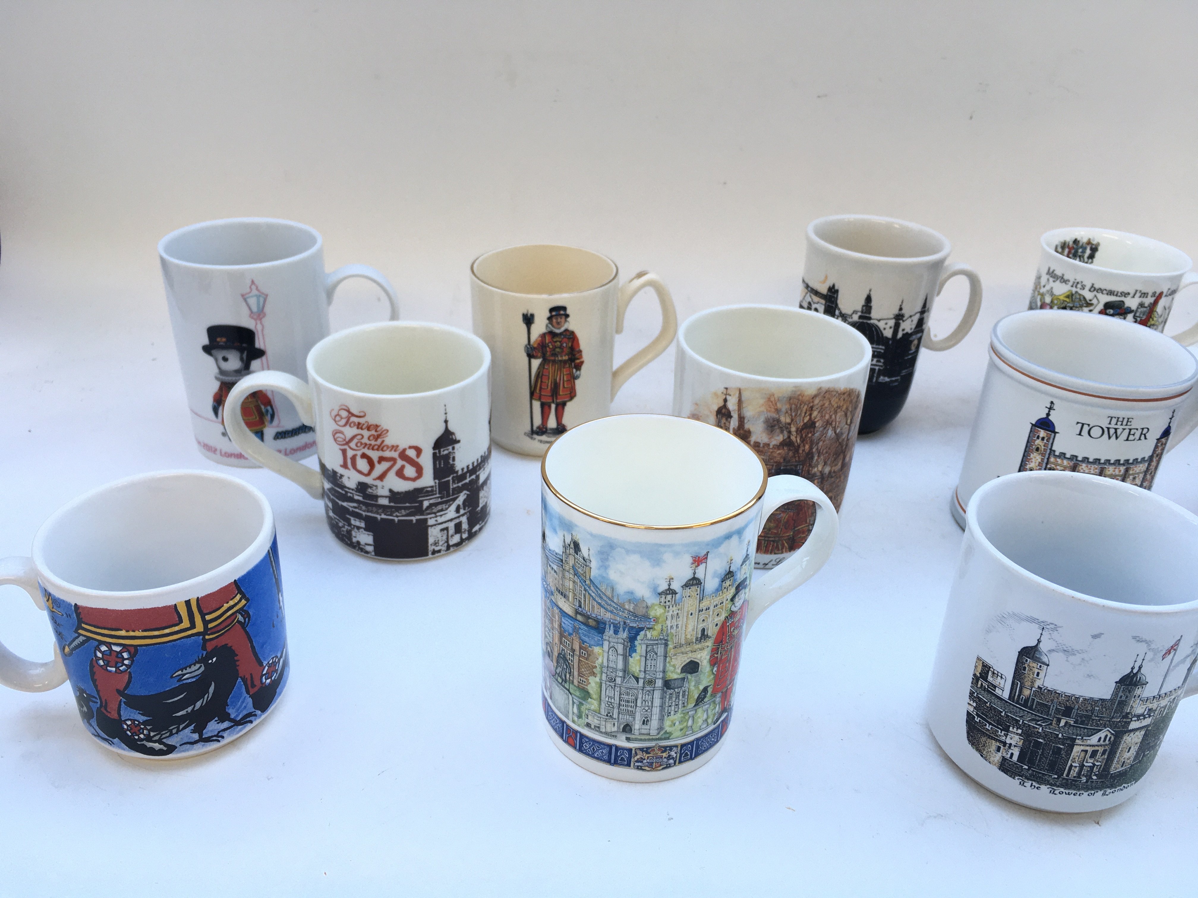 Collection of various mugs from the Tower of London Yeoman Warders. Accompanied by letter of - Image 2 of 5