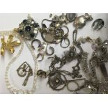 A collection of jewellery comprising silver pendan