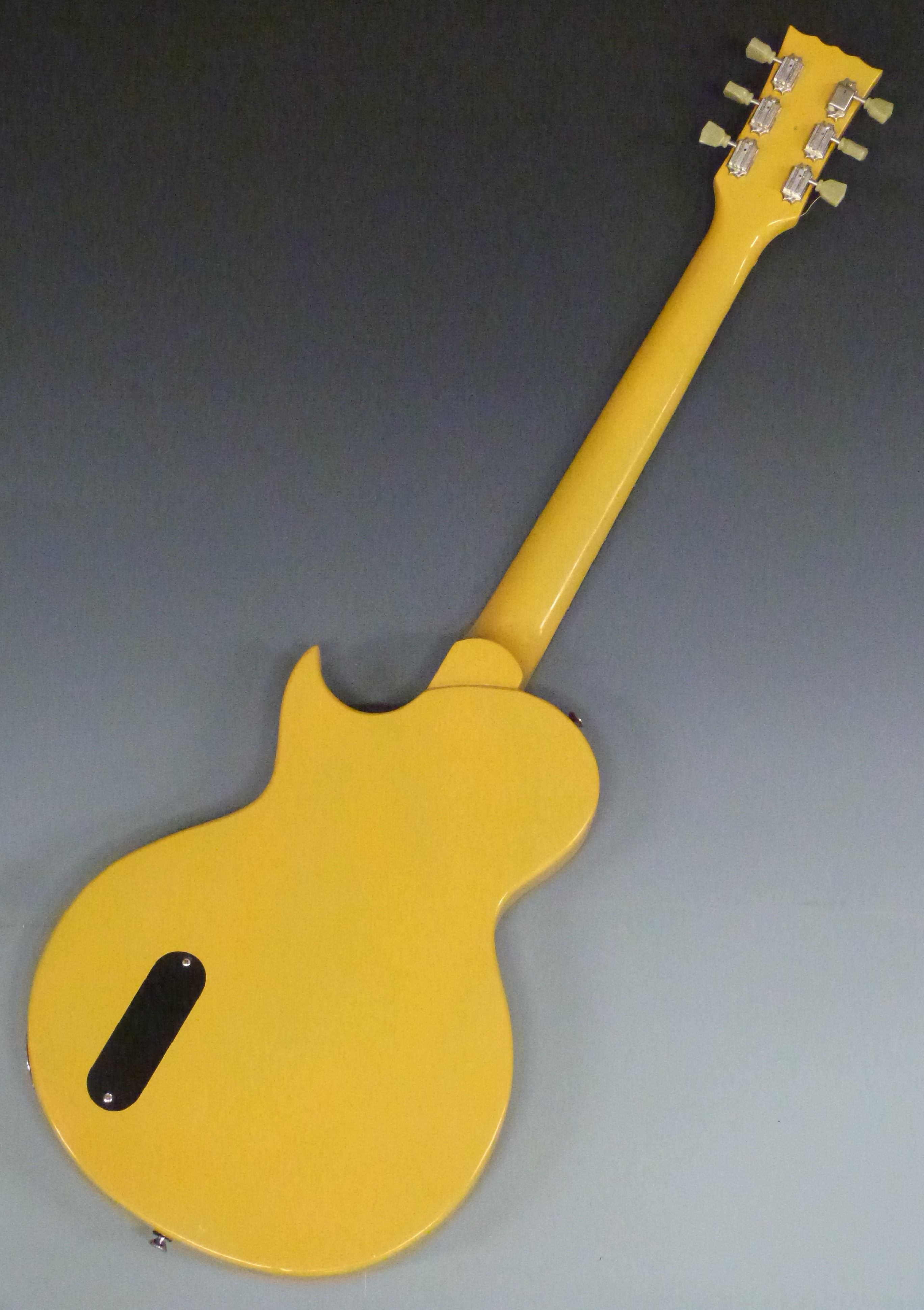 Electric guitar in yellow lacquered finish by Vintage, Wilkinson pick-up - Image 5 of 6