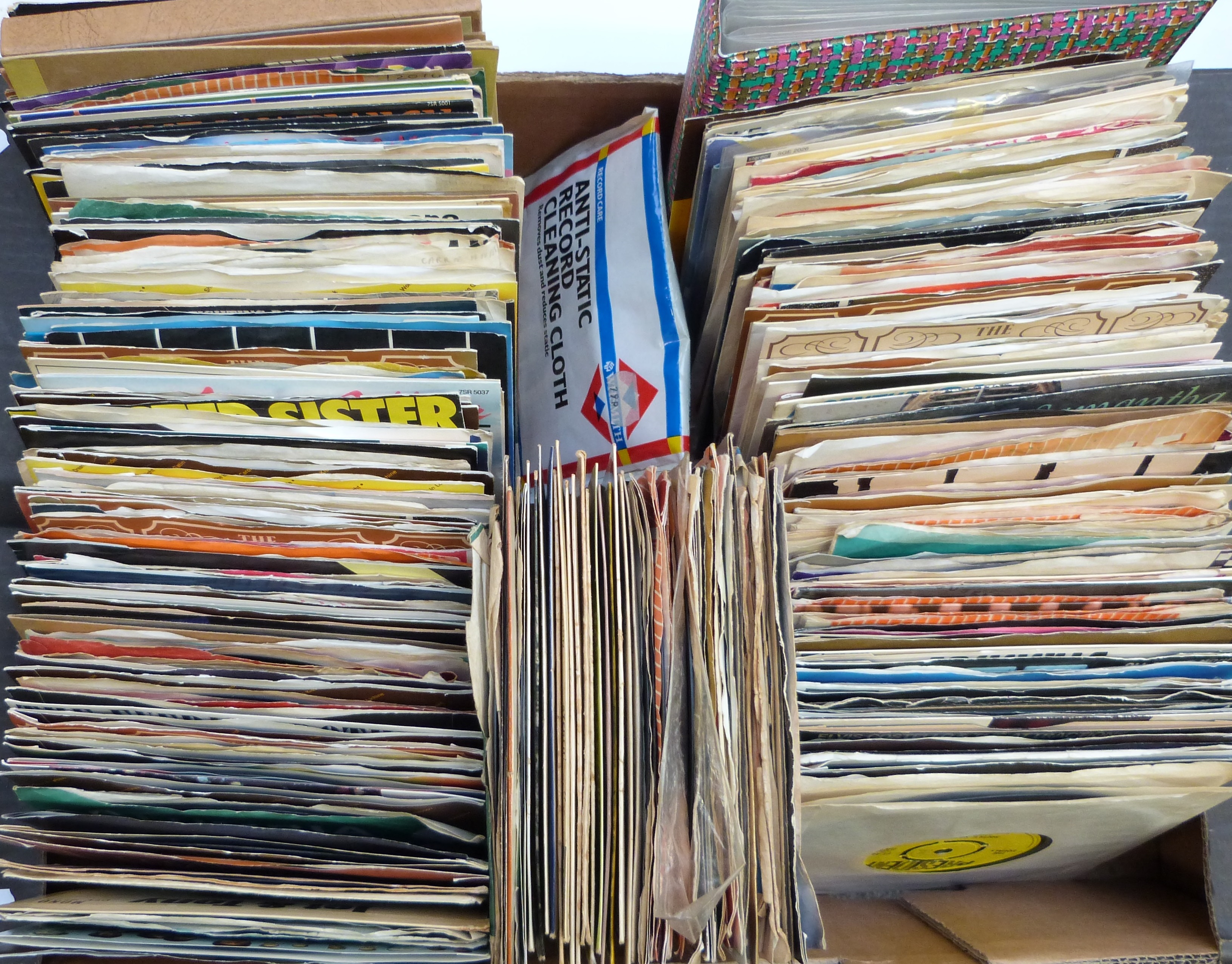 Approximately 250 singles, mostly 1960s and 1970s - Image 3 of 3