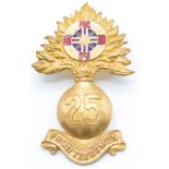 British Army Fusiliers 25th Service Battalion (Frontiersman) officer's gilt and enamel cap badge