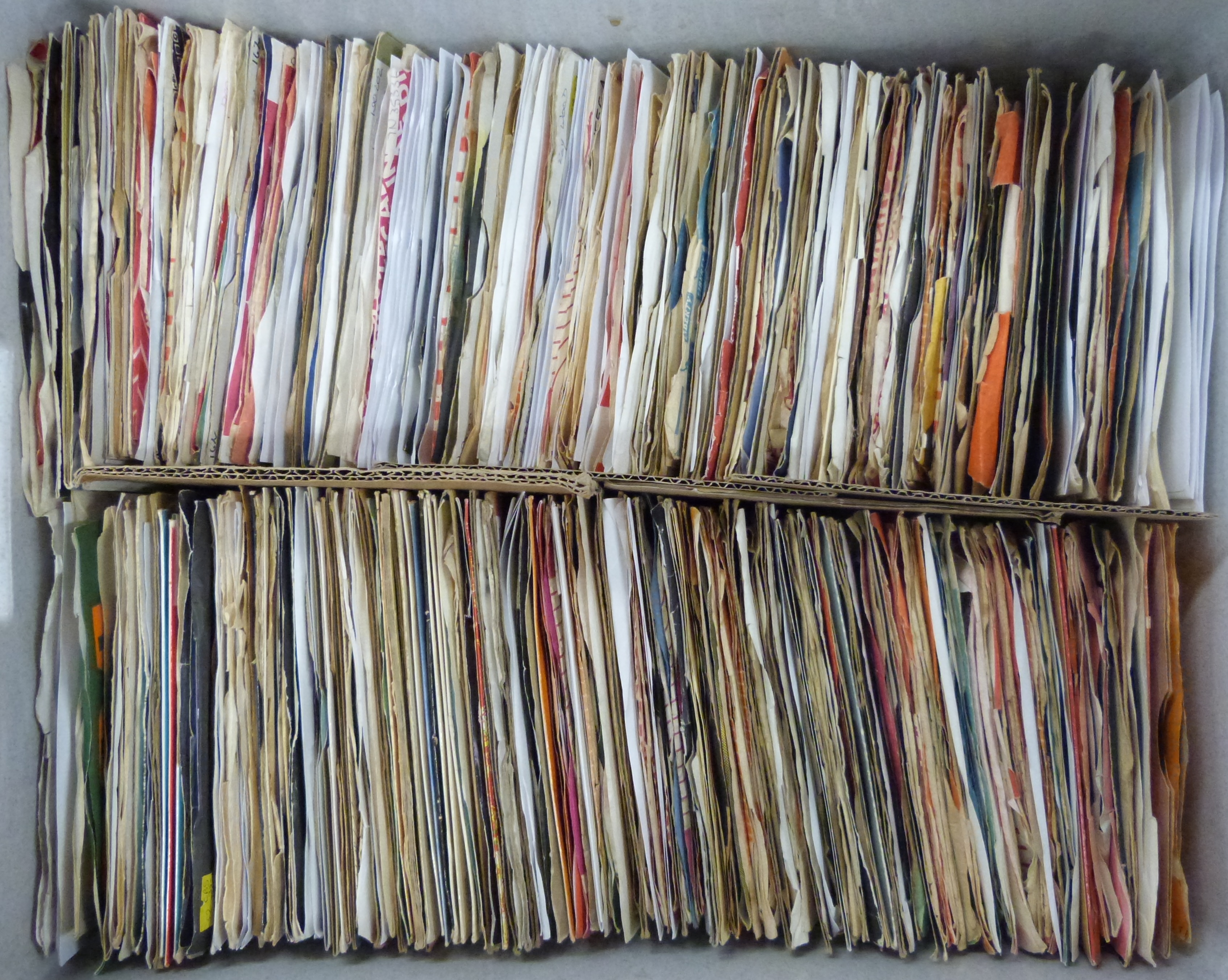 Approximately 300 singles mostly 1960s and 1970s - Image 3 of 3