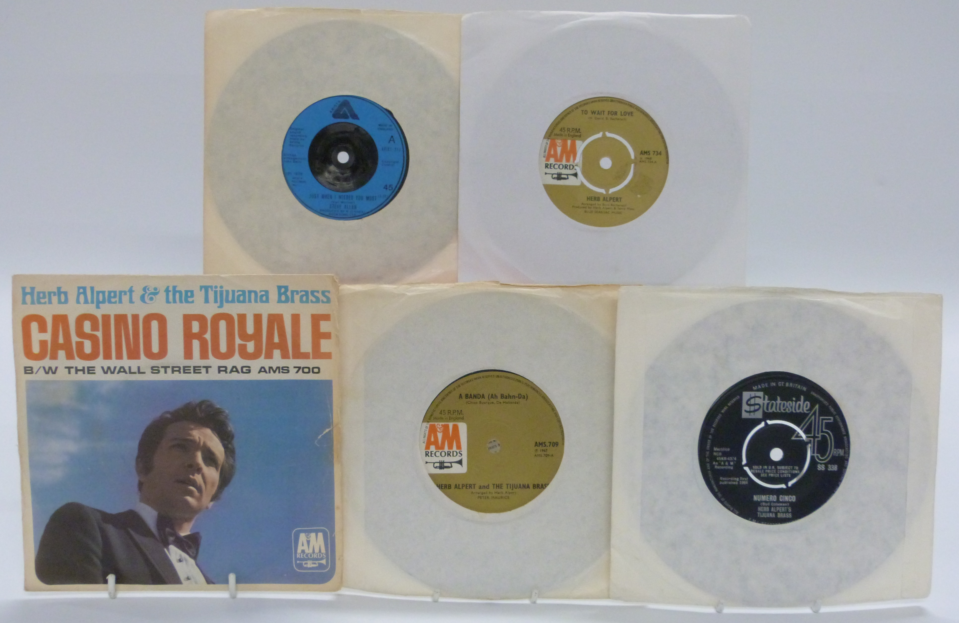 Approximately 300 singles mostly 1960s and 1970s - Image 2 of 3