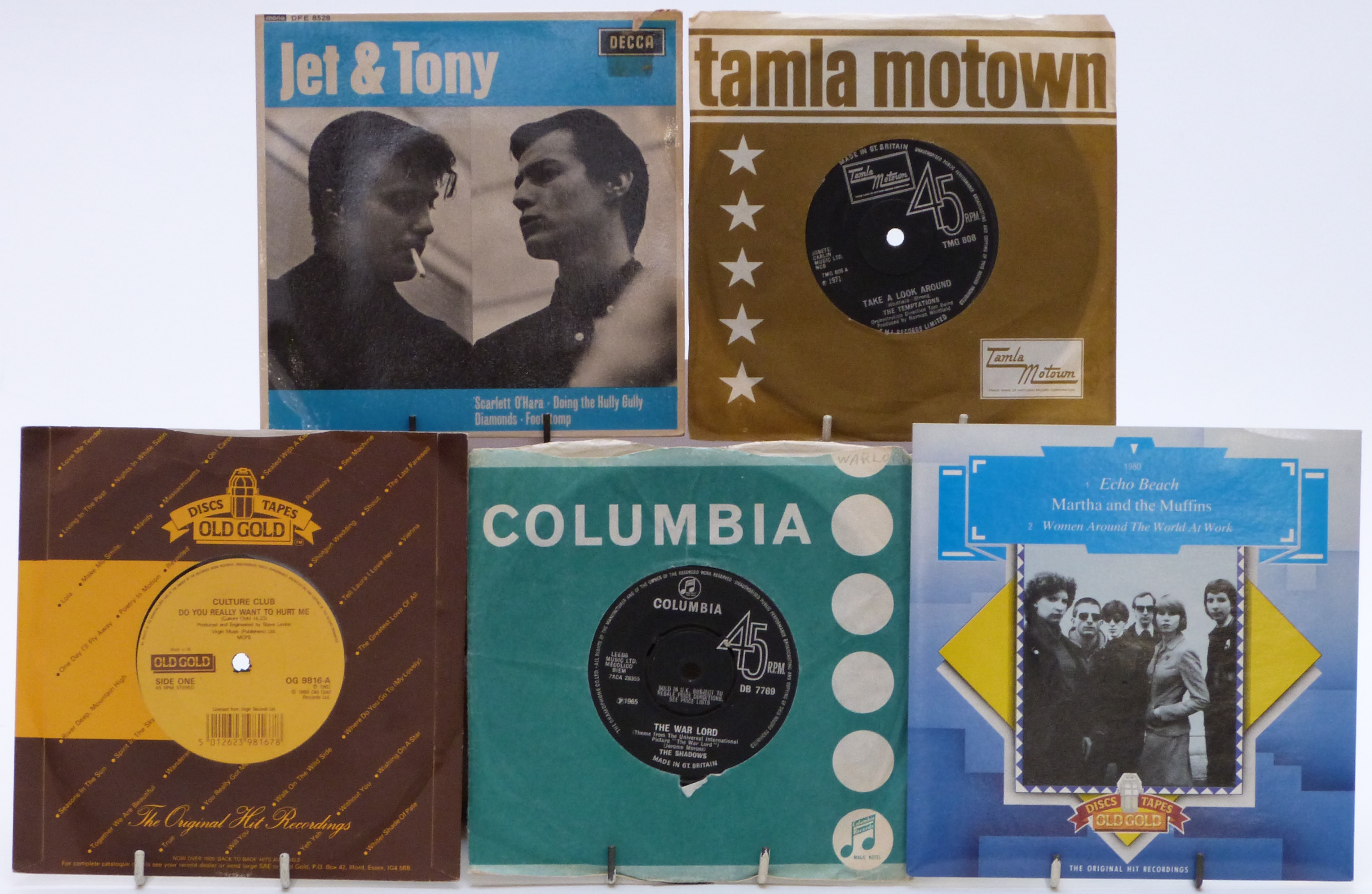 Approximately 250 singles, mostly 1960s and 1970s