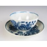 Worcester first period tea bowl and saucer, maximum diameter 11cm