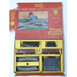 Tri-ang 00 gauge model railway passenger train set, RO, in original box.