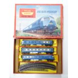 Tri-ang 00 gauge model railway The Blue Pullman train set, RS.52, in original box.