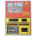 Tri-ang 00 gauge model railway passenger train set, R1X, in original box.