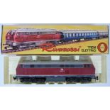 Rivarossi 0 gauge model railway BO-BO German diesel locomotive 216 011-7, 7180, in original box.