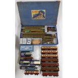 Fifteen Hornby Dublo 00 gauge model railway coaches, wagons, buildings and accessories including