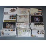A collection of GB first day covers 1980-2017 separated into yearly packets from 1990, includes mint