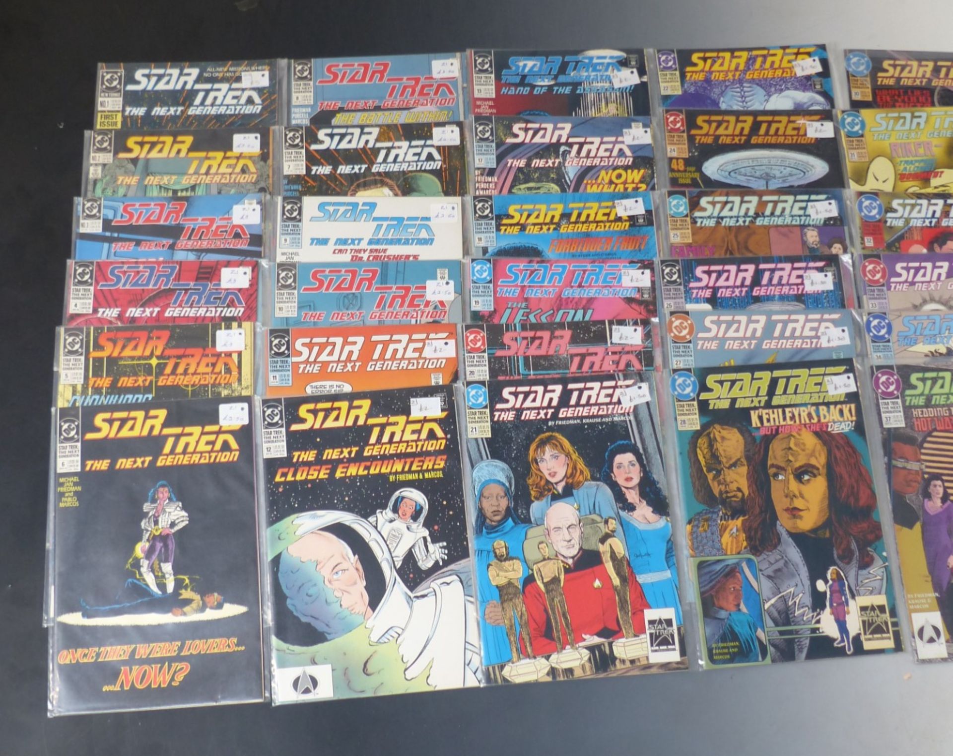 Thirty-two DC Star Trek The Next Generation comics. - Image 3 of 4