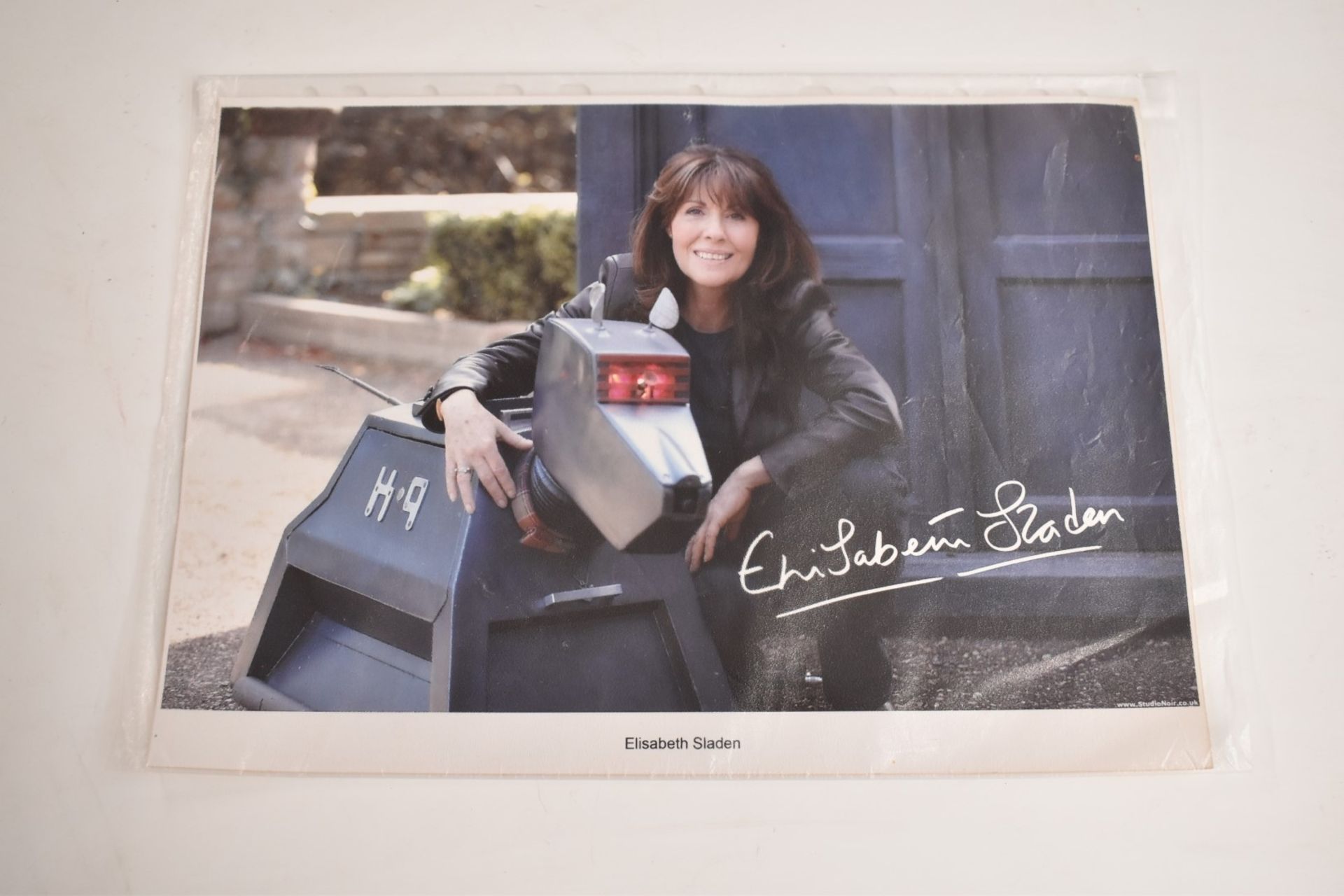 A small selection of Dr Who ephemera comprising an Elizabeth Sladen signed photograph, 50 years of - Image 2 of 2