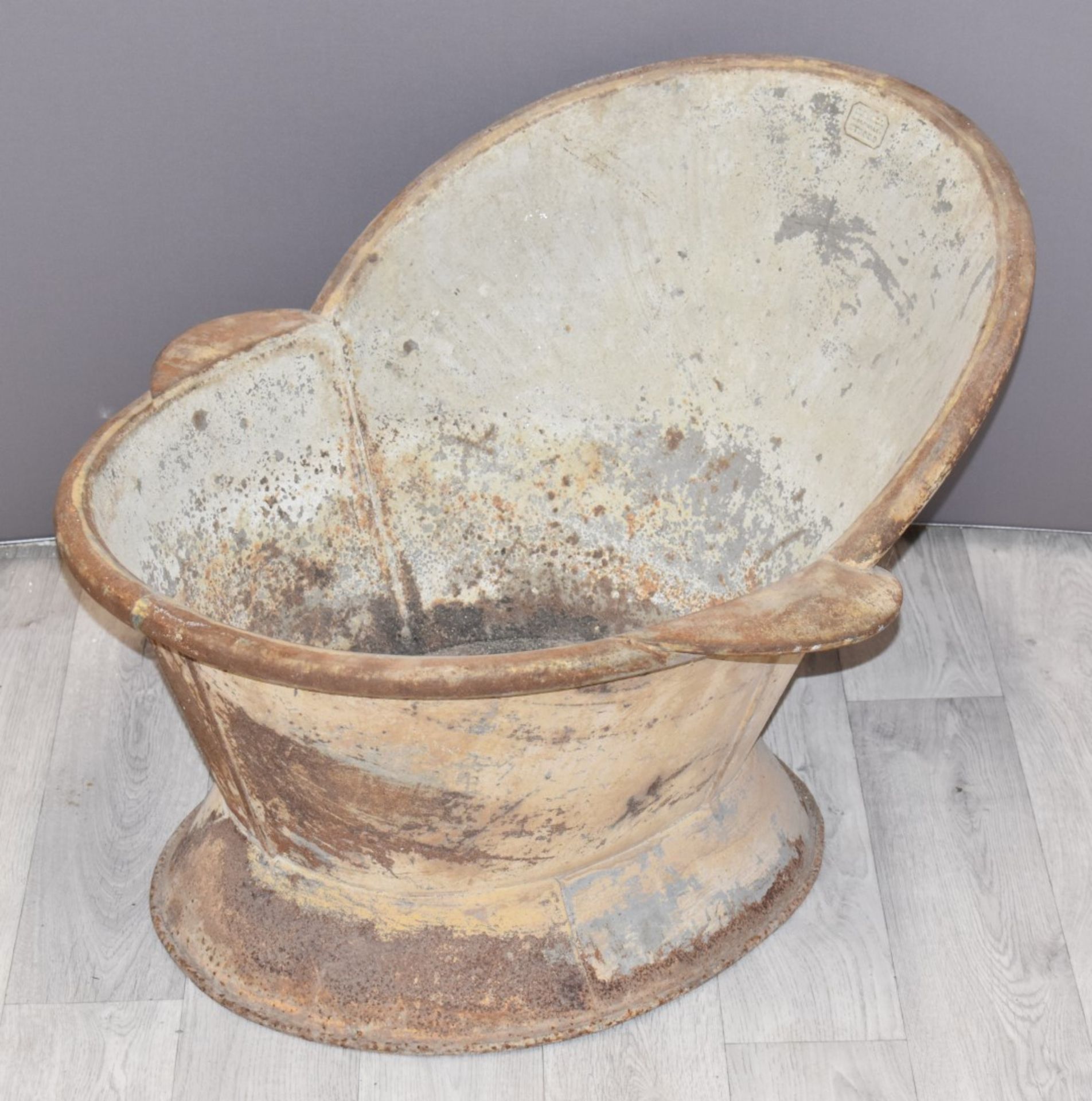 Stroud manufactured metal hip bath, maker's name rubbed but 'Stroud' clearly visible, L75 x H52cm