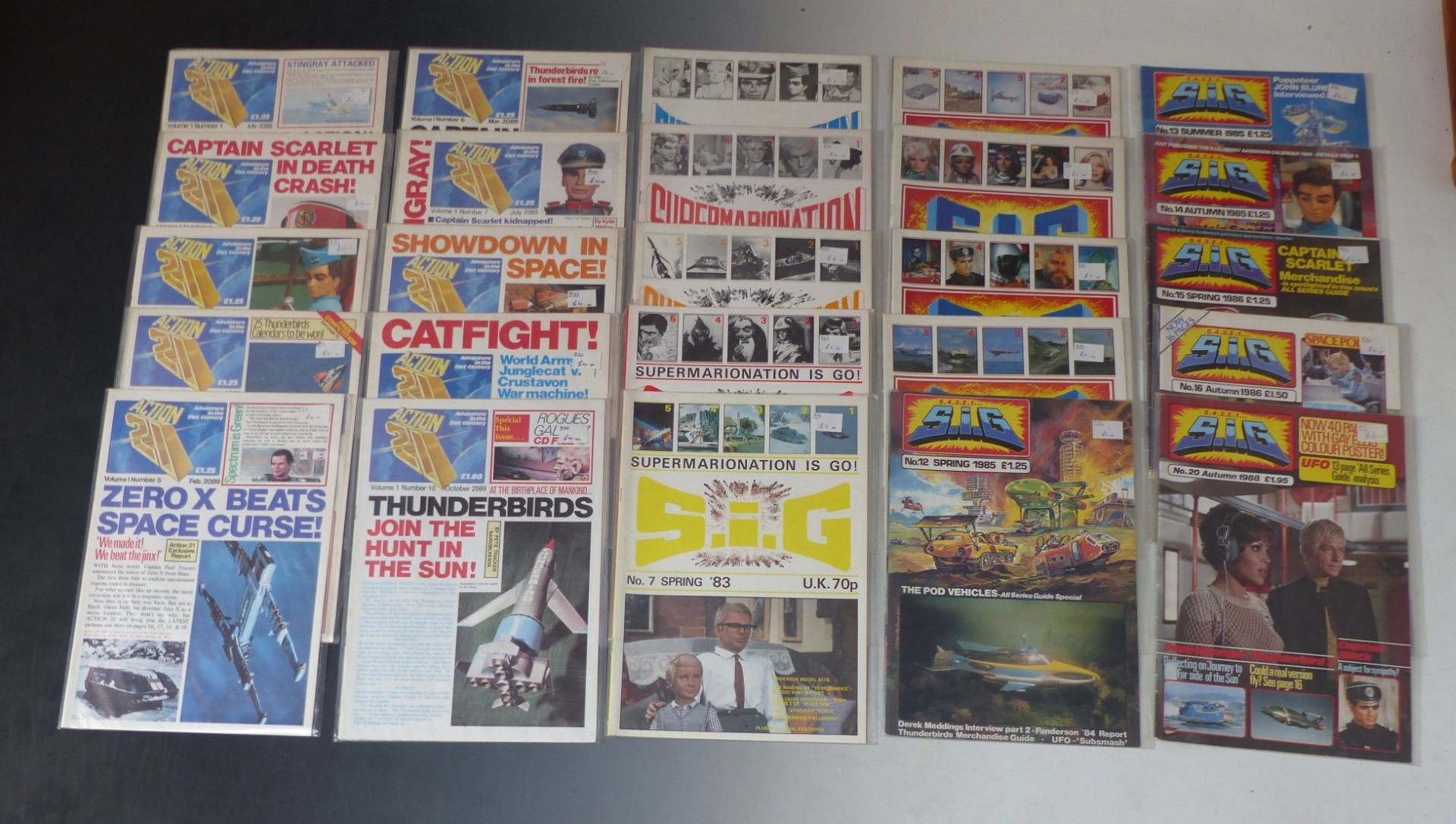 Twenty-seven Gerry Anderson magazines comprising 16 Fanzine including the first three issues and