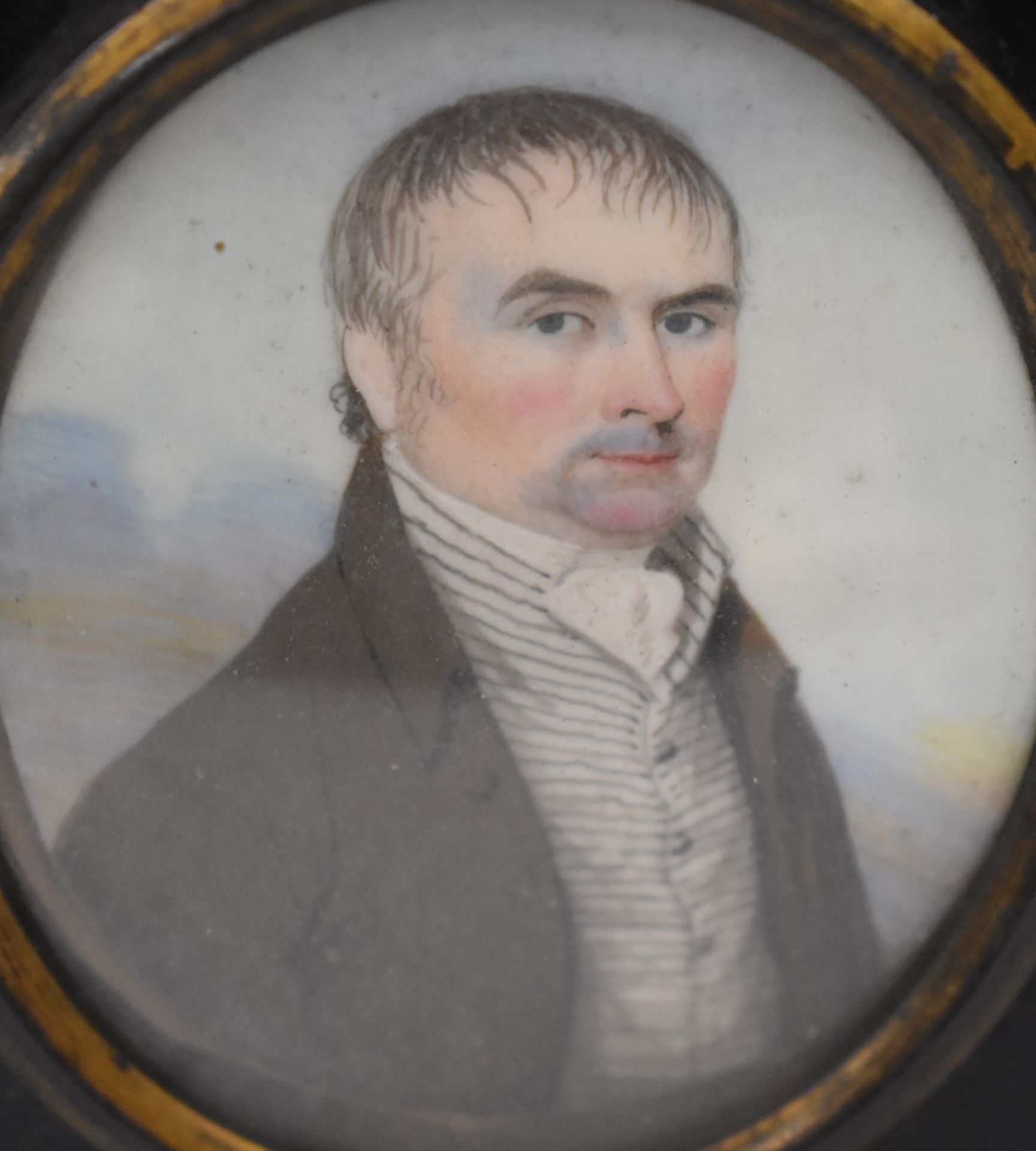 Two 19thC portrait miniatures of gentlemen, in ebonised frames with gilt mounts, size of portraits 7 - Image 6 of 7