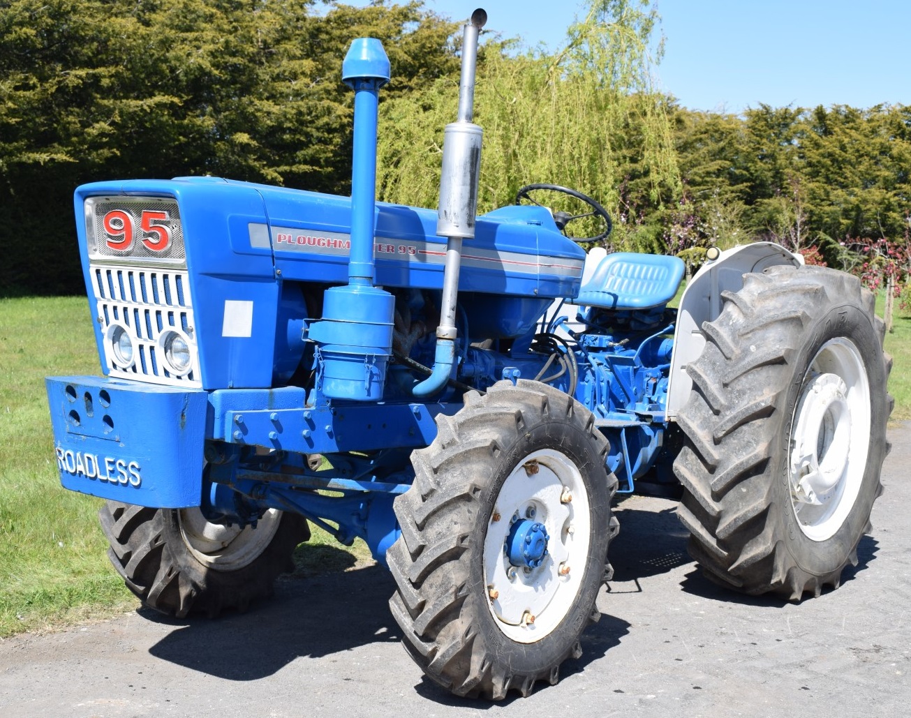 Ford Roadless Ploughmaster 95 tractor, Shropshire registration number NUJ 245G, with V5c listing - Image 6 of 11