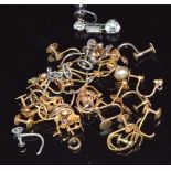 A quantity of 9ct gold earring backs, 18g