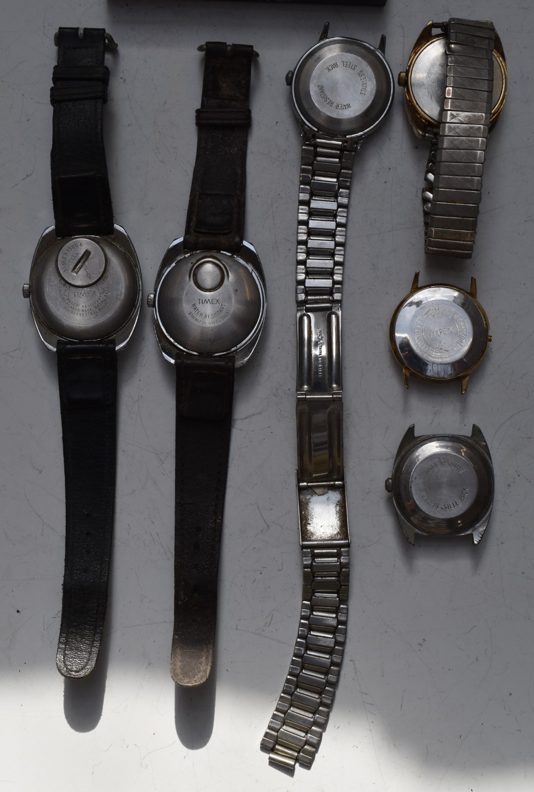 Six Timex gentleman's wristwatches comprising electric, quartz and mechanical examples, all with - Bild 3 aus 3