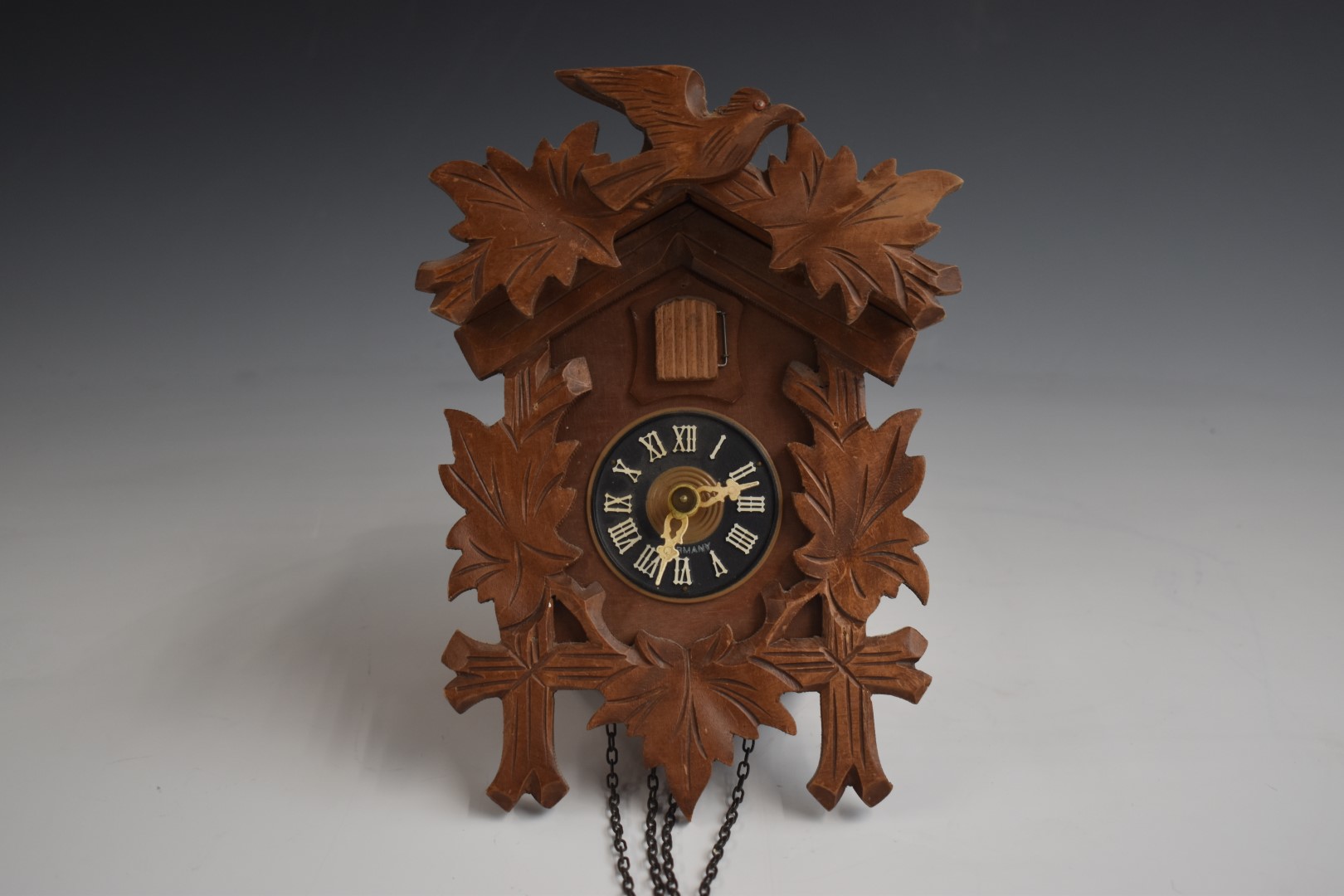 Mid to late 20thC carved wood German cuckoo clock in the Black Forest style, complete with two ' - Image 2 of 3