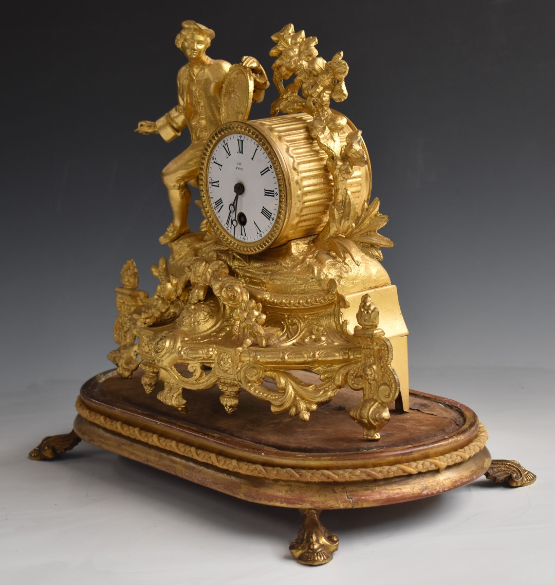 19thC French figural mantel clock featuring a seated artist, the 8cm enamelled dial marked Jay - Image 4 of 7