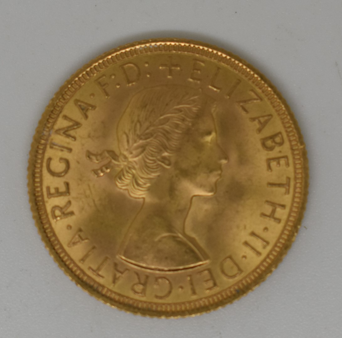 1958 Elizabeth II gold full sovereign