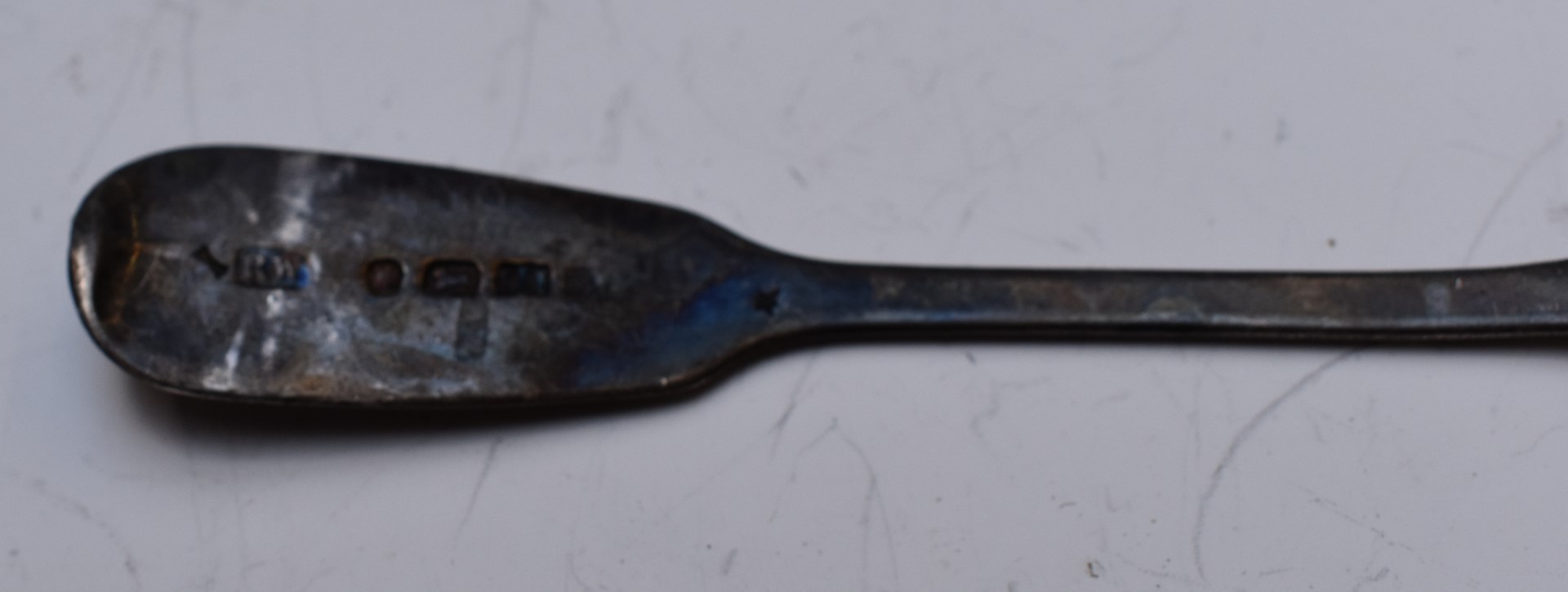 Four Victorian hallmarked silver teaspoons, Scottish hallmarked silver thistle fork, hallmarked - Image 9 of 9