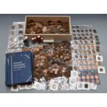 A large collection of UK farthings, halfpennies and pennies, Victoria onwards, some in Whitman