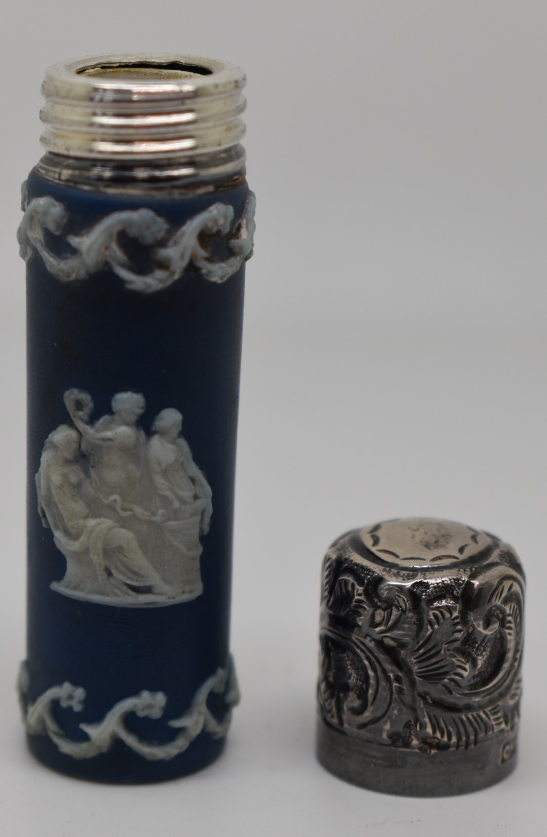 Victorian hallmarked silver lidded Wedgwood or similar porcelain scent bottle, Birmingham 1989 maker - Image 4 of 4