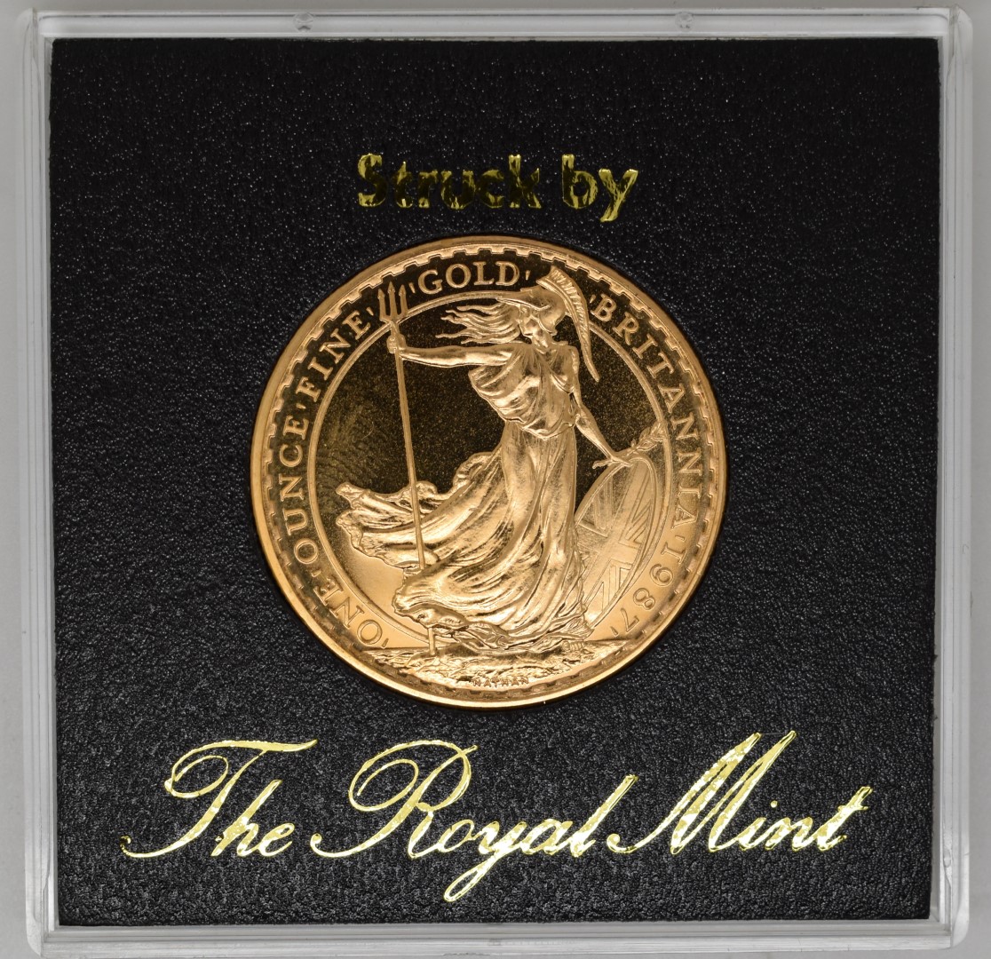 1987 Royal Mint one ounce gold Britannia uncirculated, in Perspex case - Image 2 of 2