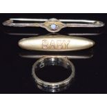 A 9ct gold ring, 9ct gold 'Baby' brooch and a 9ct gold brooch set with an opal, 4g