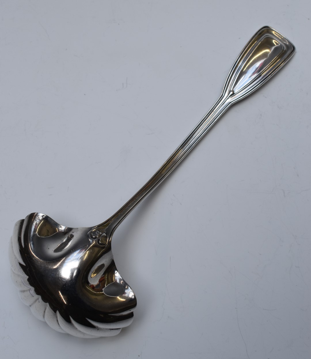 Tiffany & Co sterling silver ladle with scalloped bowl, length 28.5cm, weight 218g - Image 2 of 3