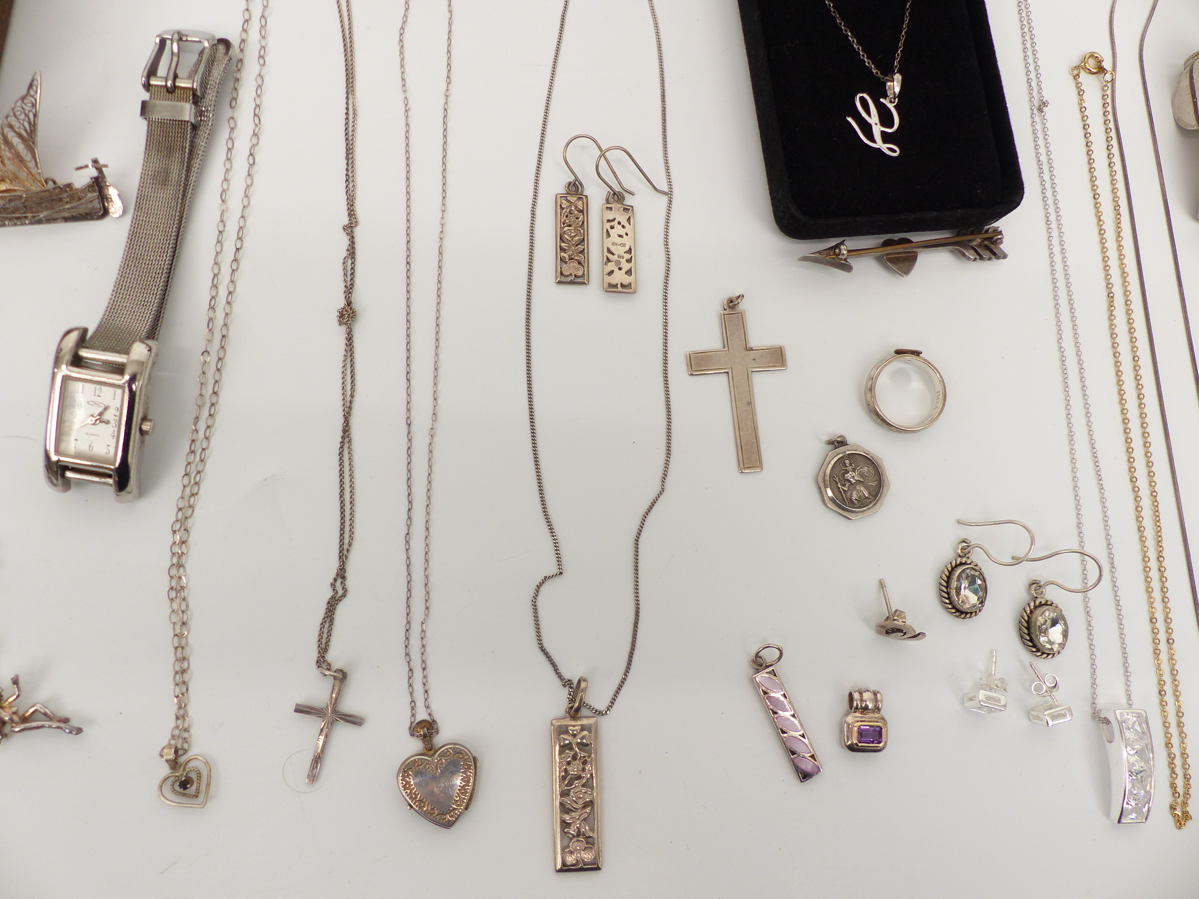 A collection of costume jewellery including brooches, silver topped bottle, silver edged - Image 2 of 7