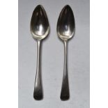 Pair of George III hallmarked silver Old English pattern table spoons, London 1702, maker Thomas