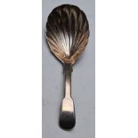 Georgian fiddle pattern hallmarked silver caddy spoon with shell shaped bowl, London 1818, maker