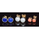 Three pairs of 9ct gold earrings variously set with lapis lazuli, coral and pearls, 3.4g