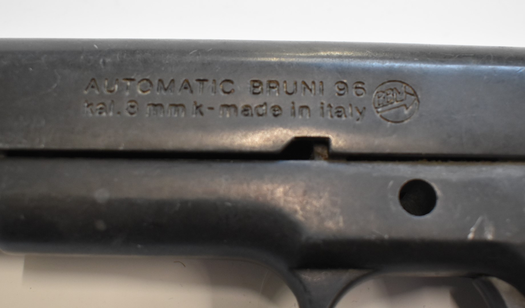 BBM Bruni 96 Automatic 8mm blank firing pistol with wooden grips and a spare magazine. - Image 3 of 4