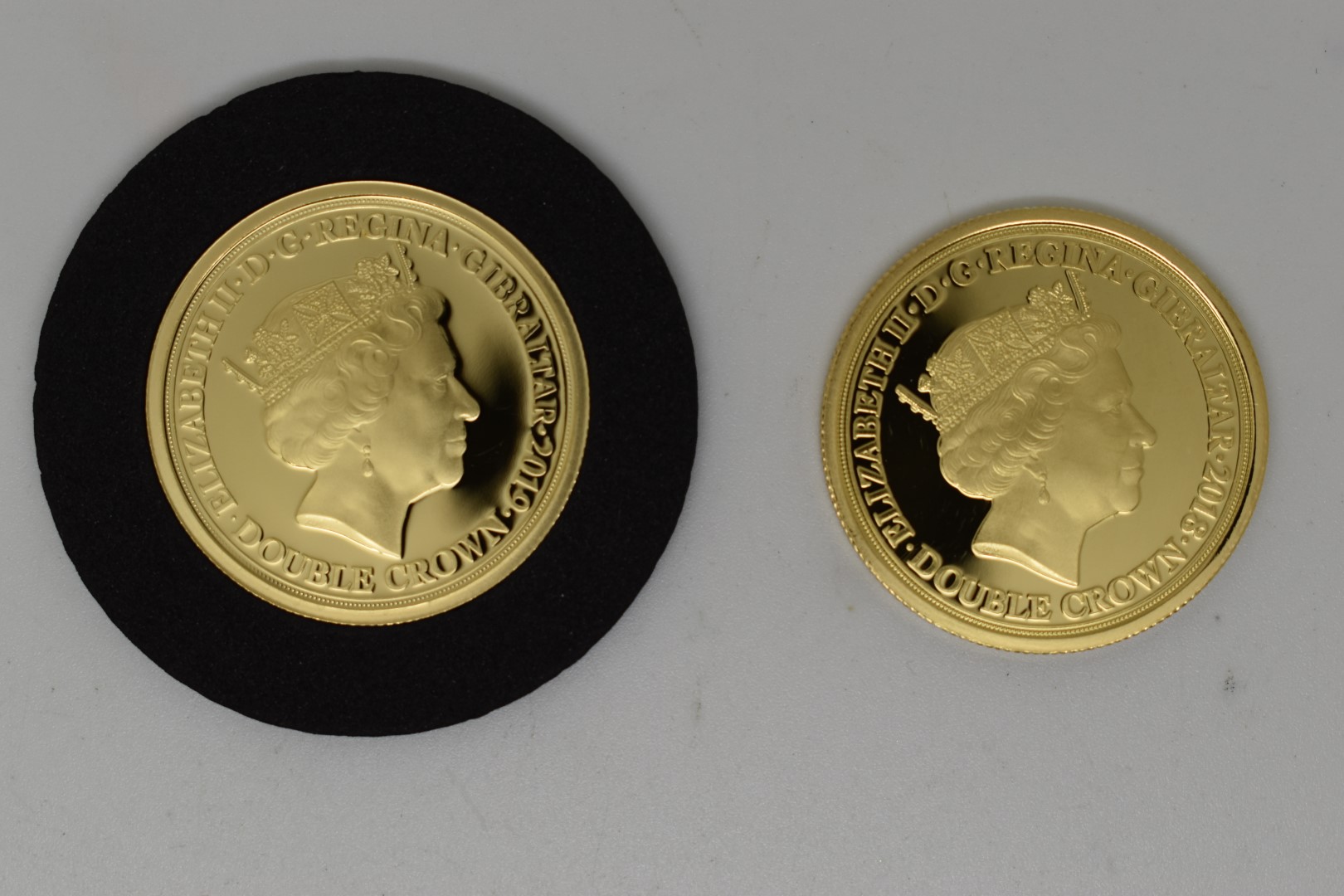 Two 9ct gold London Mint WW2 commemorative coins, each 8g, in presentation packs with certificates - Image 3 of 3