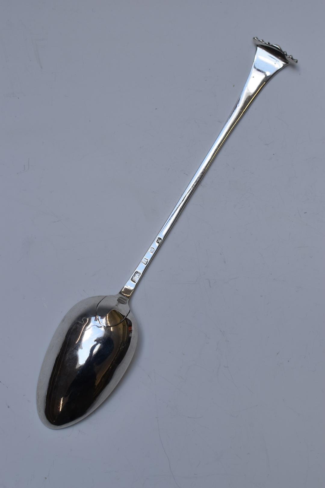 Georgian Scottish Onslow pattern hallmarked silver basting spoon, Edinburgh 1773, maker William - Image 2 of 3