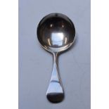 Georgian hallmarked silver tea caddy spoon London 1814, maker's mark indistinct, length 8.5cm,