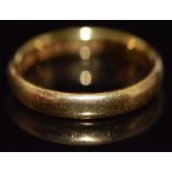 A 22ct gold wedding band, London 1931, 5.9g, size P