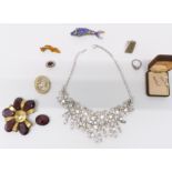 A collection of jewellery including diamanté necklace, 9ct gold earrings, silver rings, paste