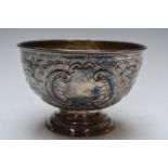 Victorian or Edward VII hallmarked silver pedestal rose bowl with vacant cartouches and repoussé